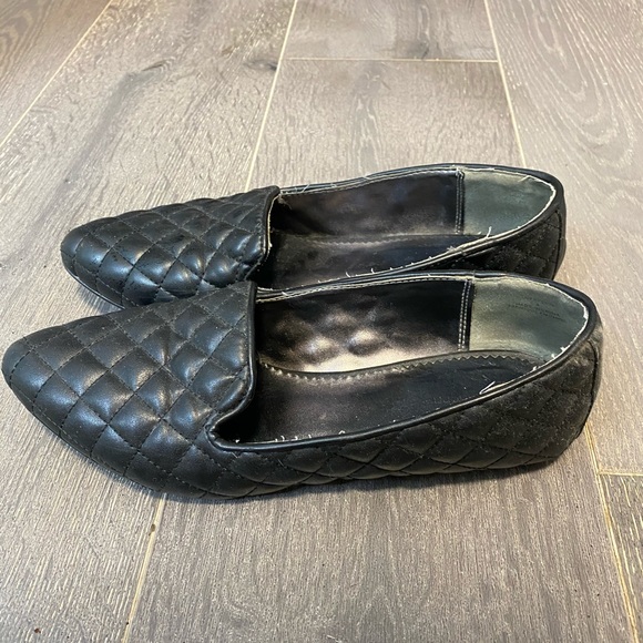 Liz Clairborne quilted loafer - Picture 2 of 4